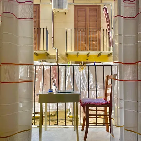 La Casetta Nel Centro Storico Di 아파트 *